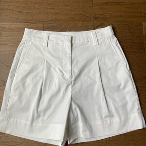 Brooks Brothers White Pleated High Waisted Women's Shorts-Size 2